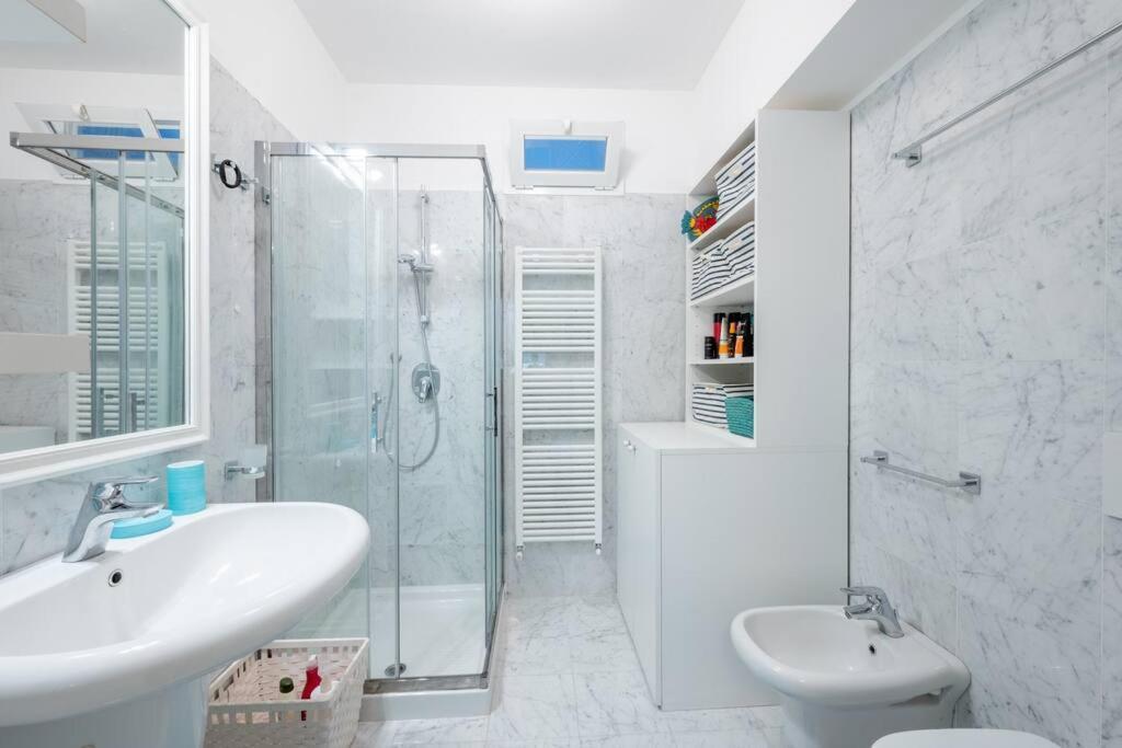 Seaview Cavi B. 100Mt Dal Mare Lavagna Exterior foto