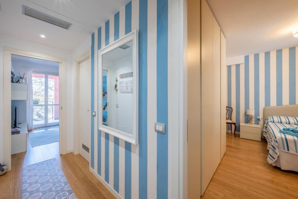Seaview Cavi B. 100Mt Dal Mare Lavagna Exterior foto